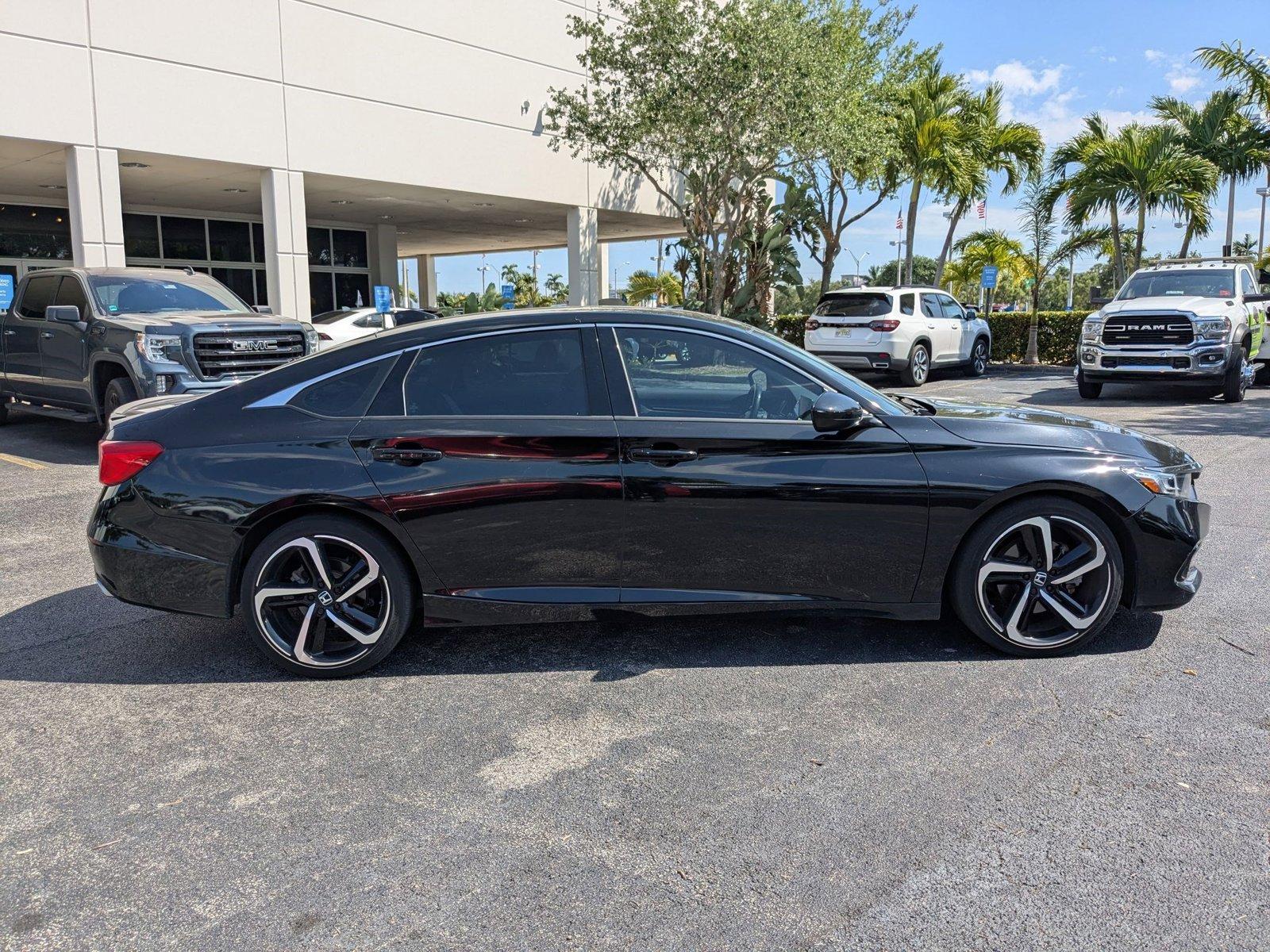 2022 Honda Accord Sedan Vehicle Photo in Miami, FL 33015