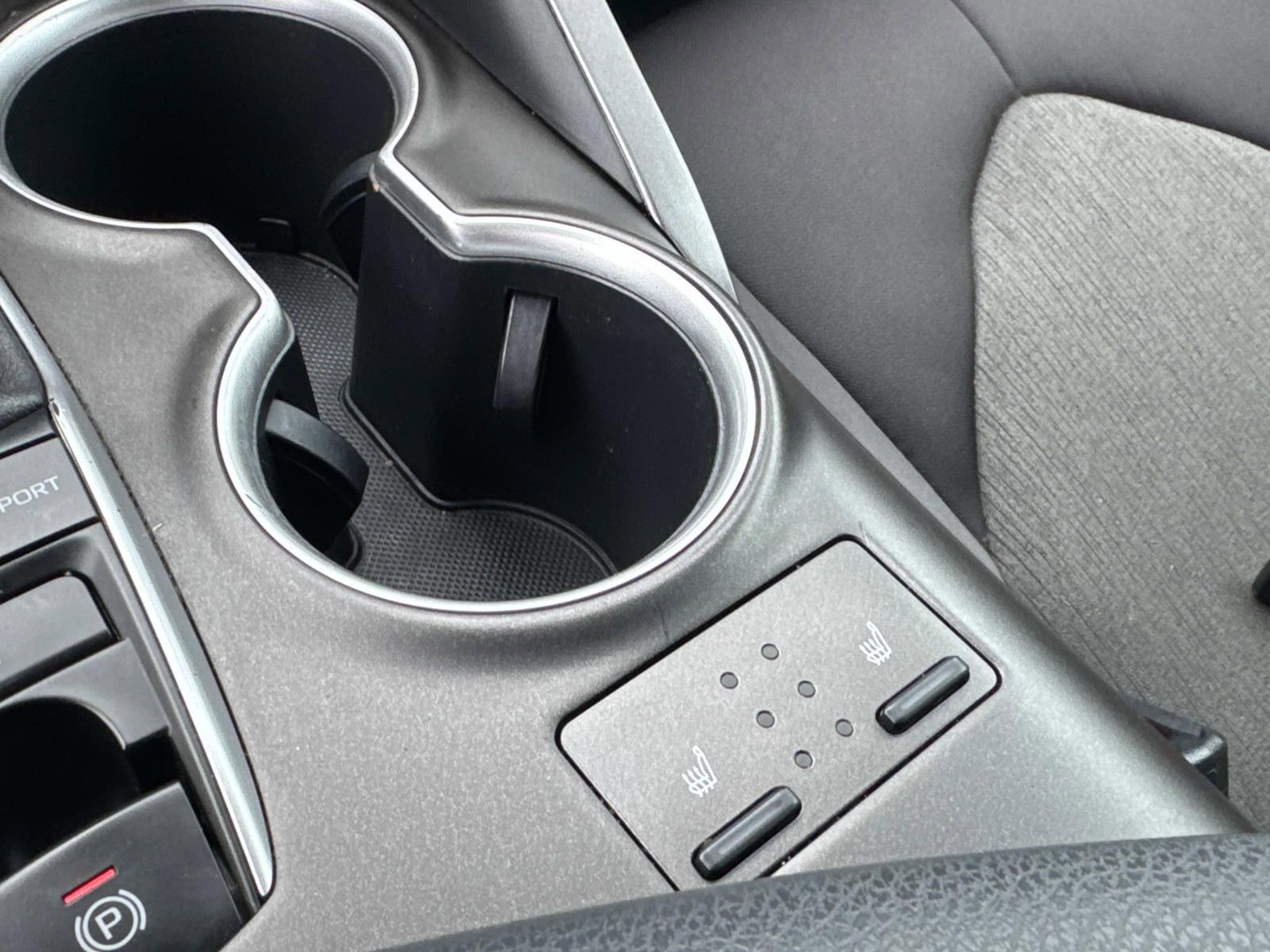 2022 Toyota Camry Vehicle Photo in LOS ANGELES, CA 90007-3794