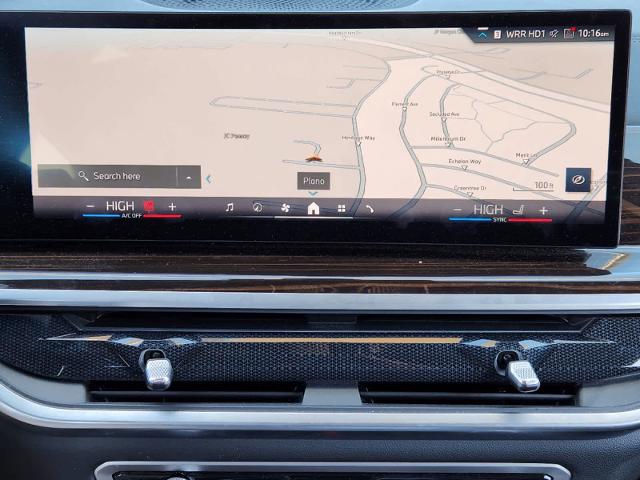 2024 BMW X7 xDrive40i Vehicle Photo in PLANO, TX 75024