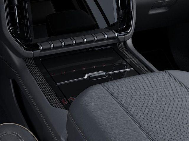 2025 GMC Yukon XL Vehicle Photo in DANBURY, CT 06810-5034