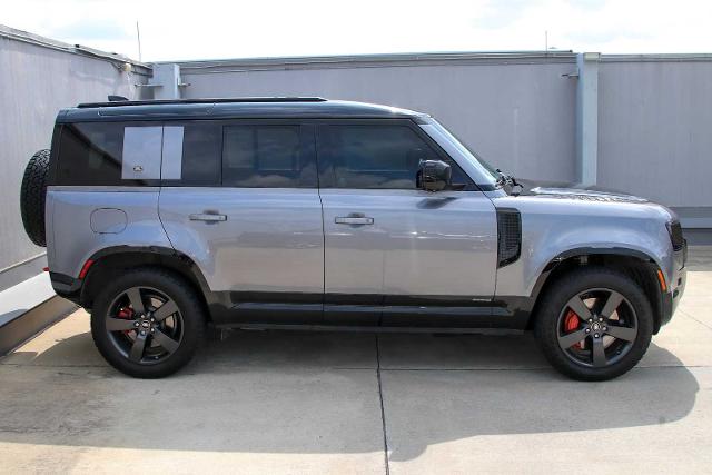 2020 Defender Vehicle Photo in SUGAR LAND, TX 77478