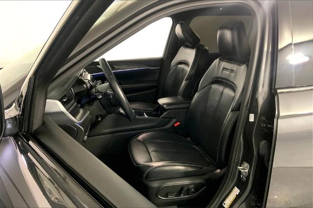 2022 Jeep Grand Cherokee L Vehicle Photo in Kansas City, MO 64114