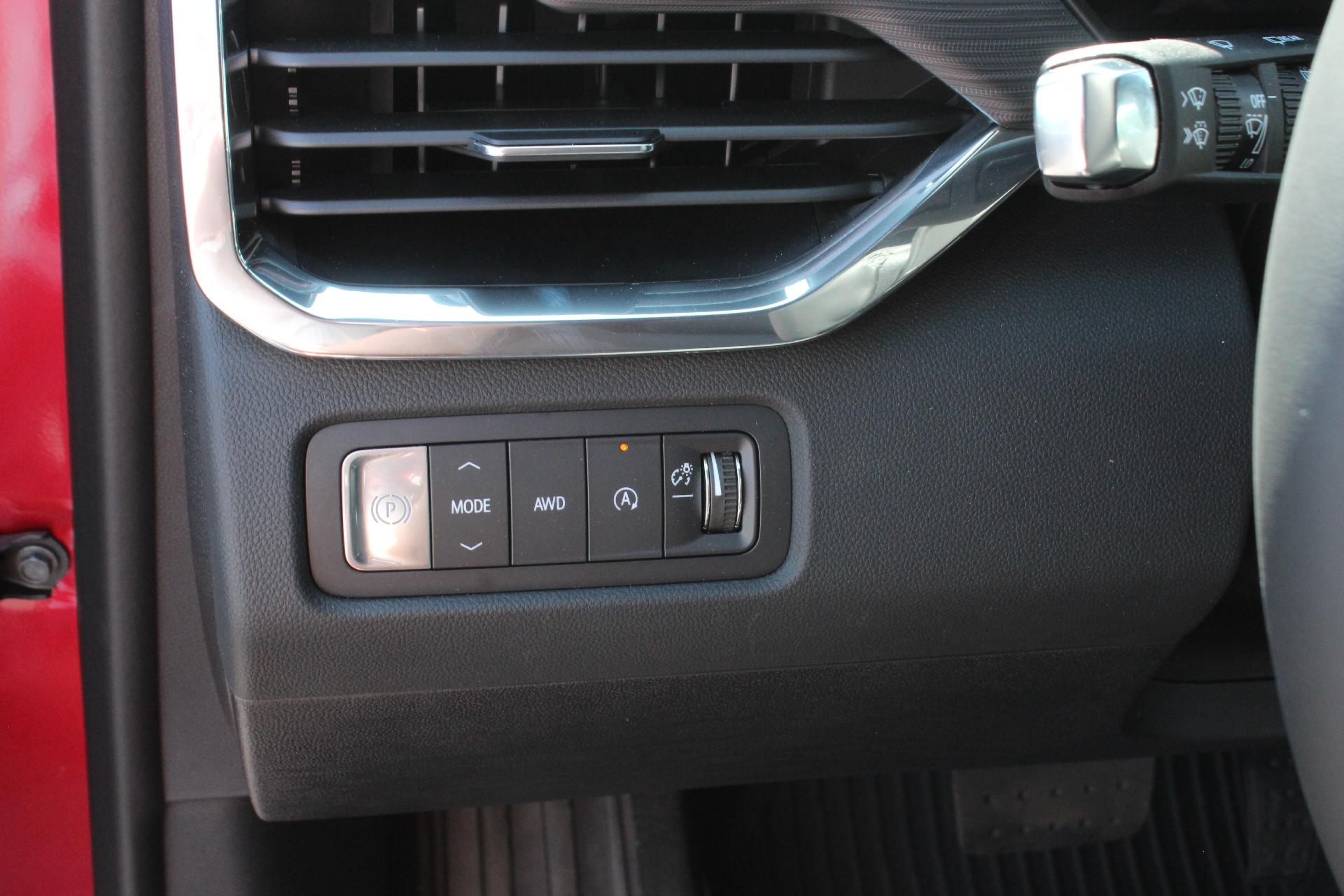 2025 GMC Acadia Vehicle Photo in AURORA, CO 80012-4011