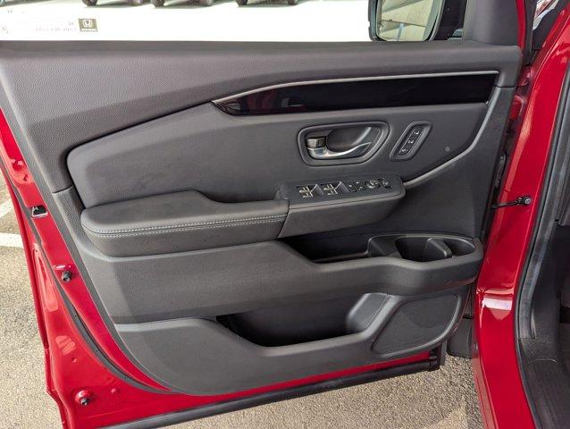 2025 Honda Pilot Vehicle Photo in San Antonio, TX 78230