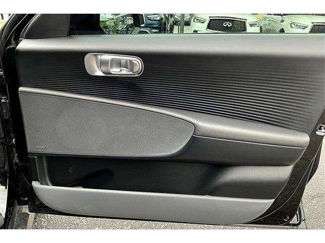 2025 Hyundai IONIQ 6 Vehicle Photo in San Antonio, TX 78230