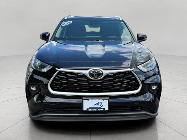 2022 Toyota Highlander Vehicle Photo in MIDDLETON, WI 53562-1492