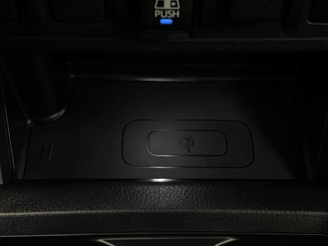 2021 Toyota Tacoma 4WD Vehicle Photo in Appleton, WI 54913