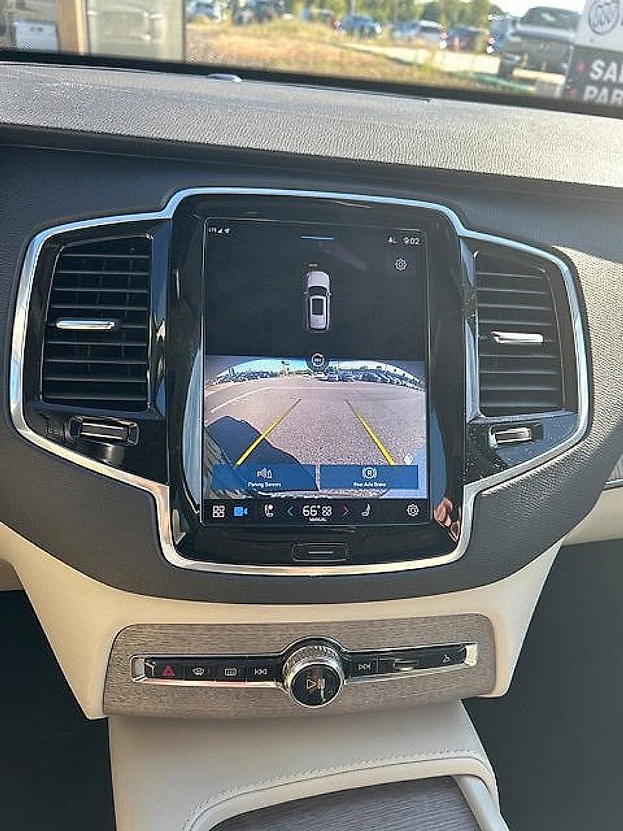 2023 Volvo XC90 Vehicle Photo in Trevose, PA 19053