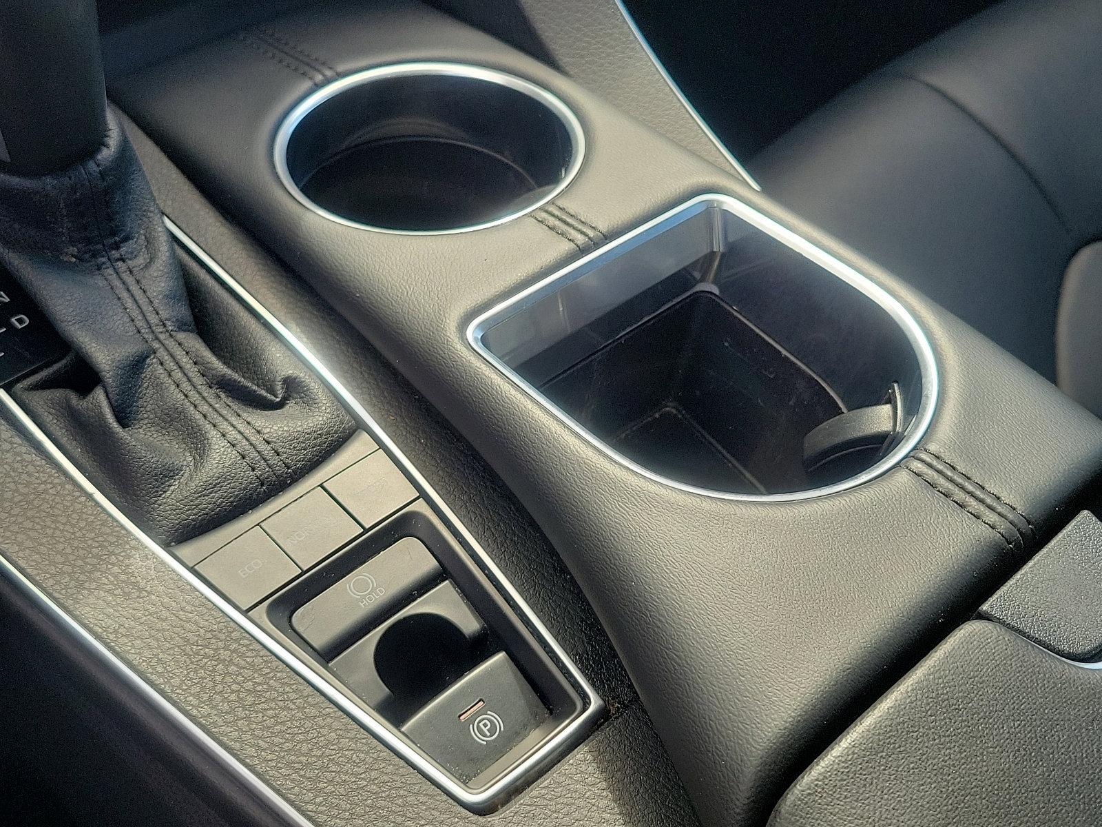 2022 Toyota Avalon Vehicle Photo in Trevose, PA 19053