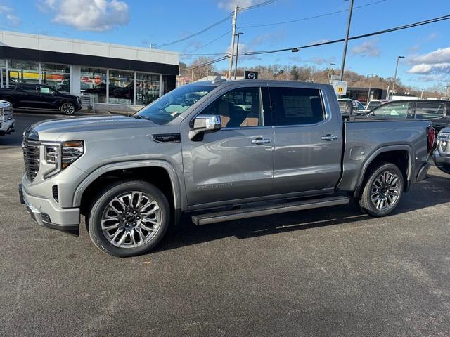 2025 GMC Sierra 1500 Vehicle Photo in LOWELL, MA 01852-4336