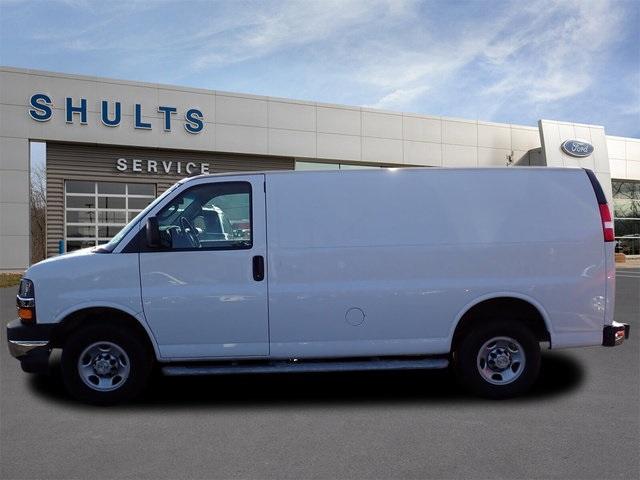 Used 2022 Chevrolet Express Cargo Work Van with VIN 1GCWGAFP5N1256524 for sale in Pittsburgh, PA