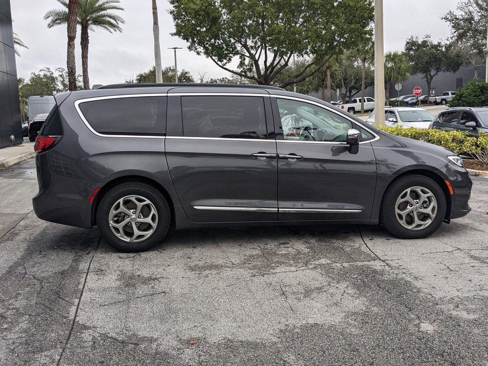 2022 Chrysler Pacifica Vehicle Photo in Pompano Beach, FL 33064