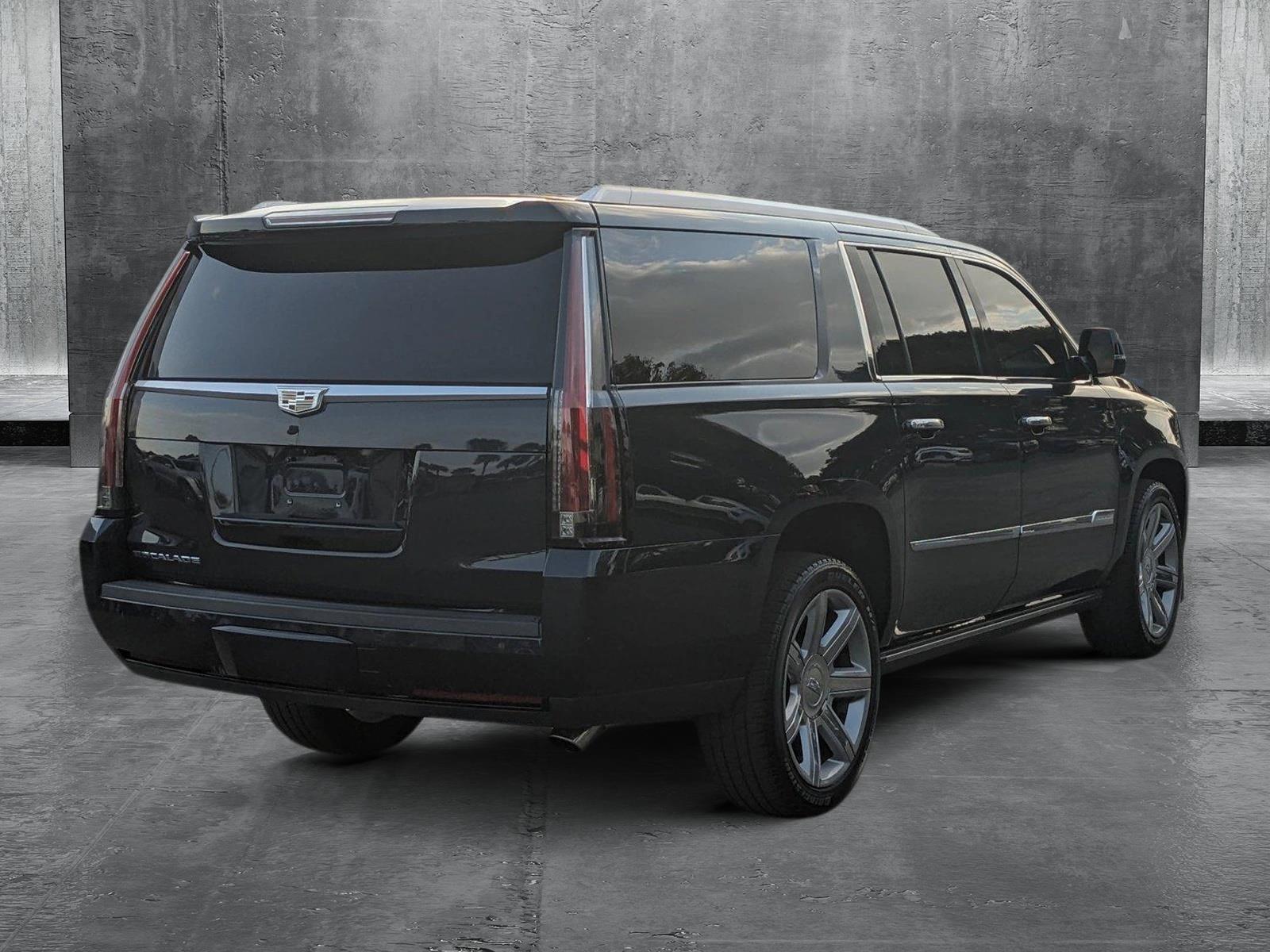 2017 Cadillac Escalade ESV Vehicle Photo in WEST PALM BEACH, FL 33407-3296