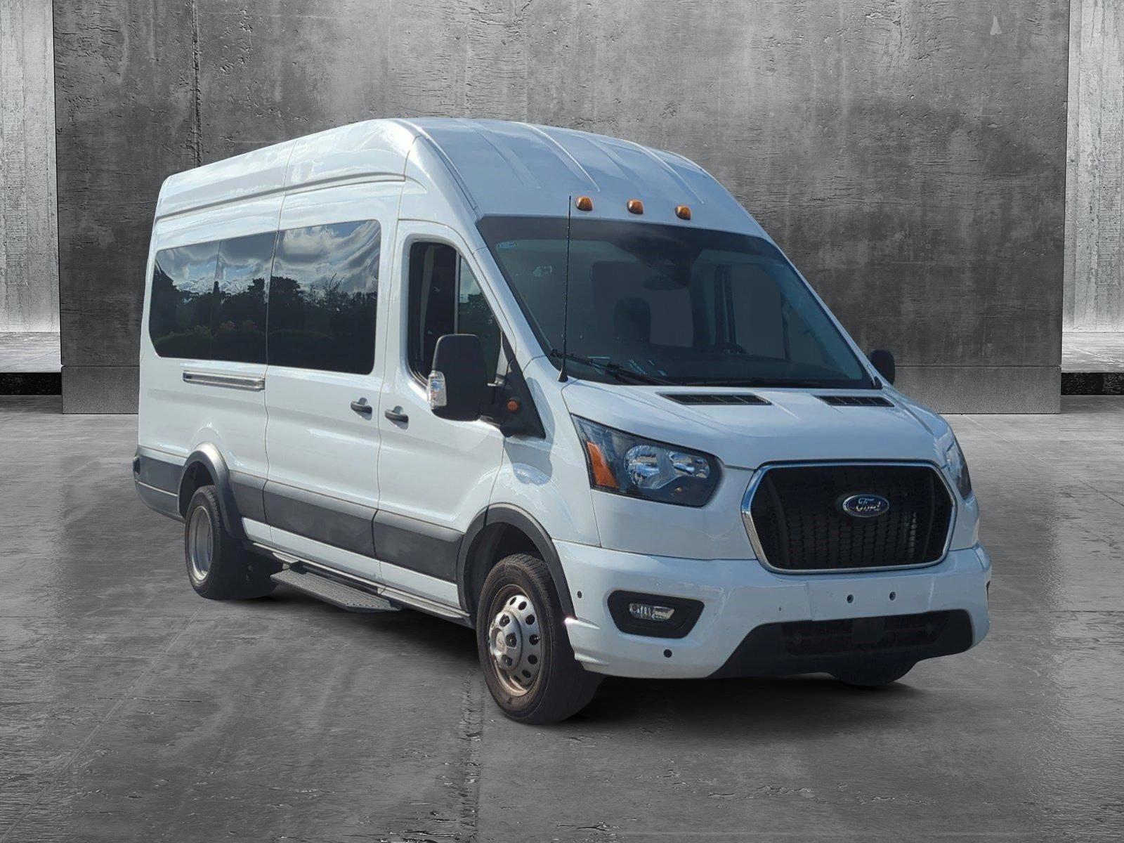 2024 Ford Transit Passenger Wagon Vehicle Photo in Margate, FL 33063