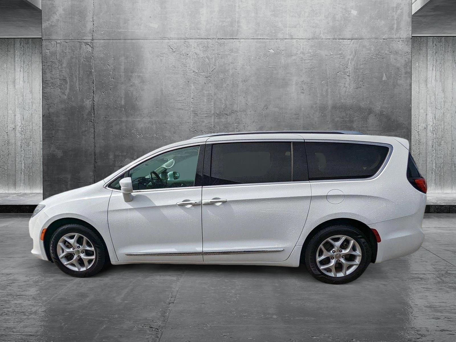 2020 Chrysler Pacifica Vehicle Photo in Jacksonville, FL 32256