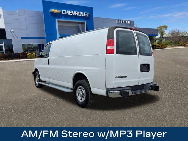2022 Chevrolet Express Cargo 2500 Vehicle Photo in DANBURY, CT 06810-5034
