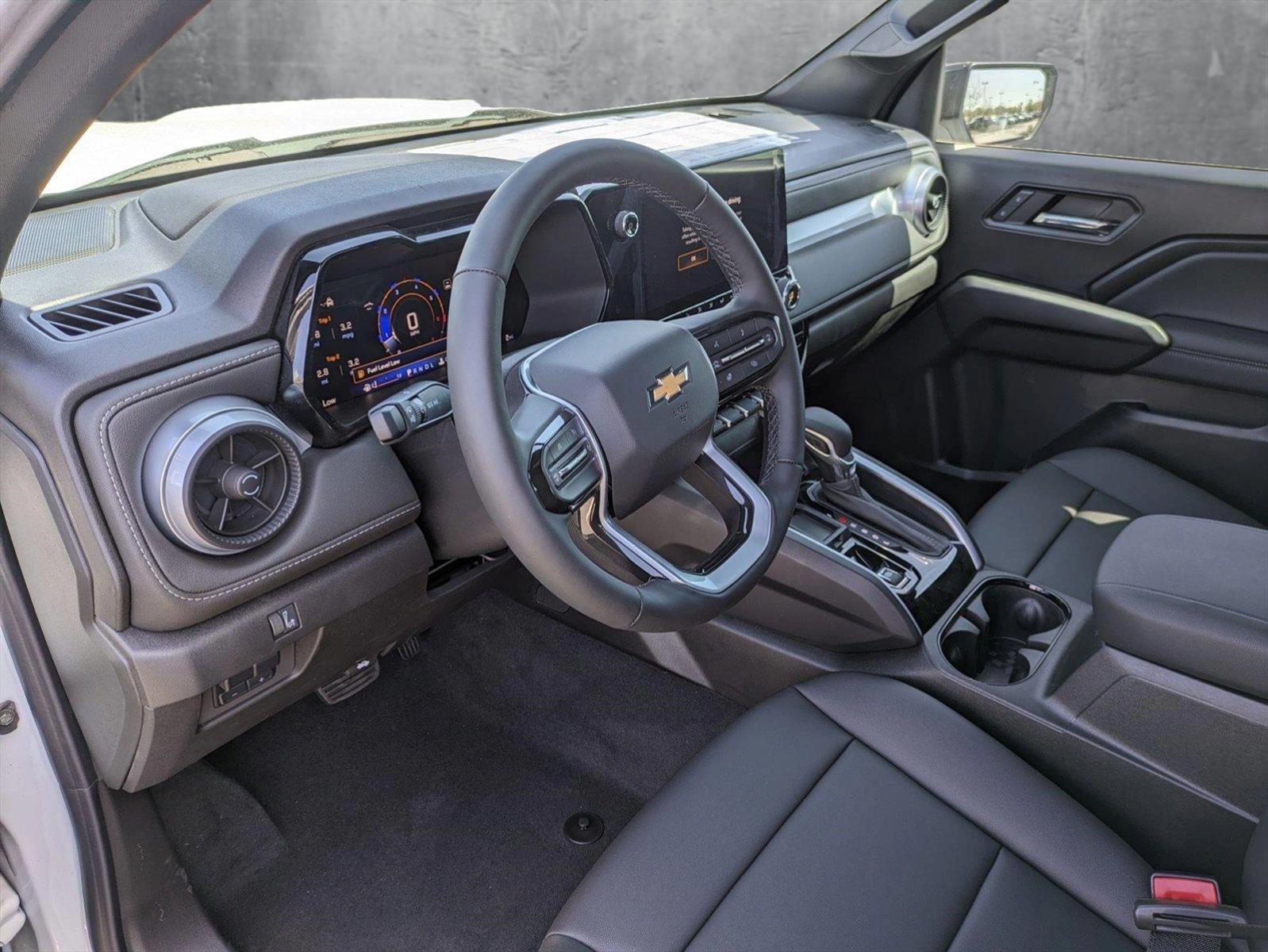 2025 Chevrolet Colorado Vehicle Photo in GILBERT, AZ 85297-0446