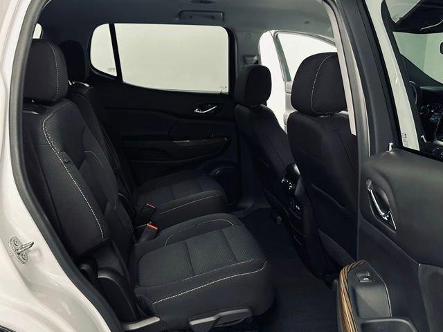 2023 GMC Acadia Vehicle Photo in MEDINA, OH 44256-9631