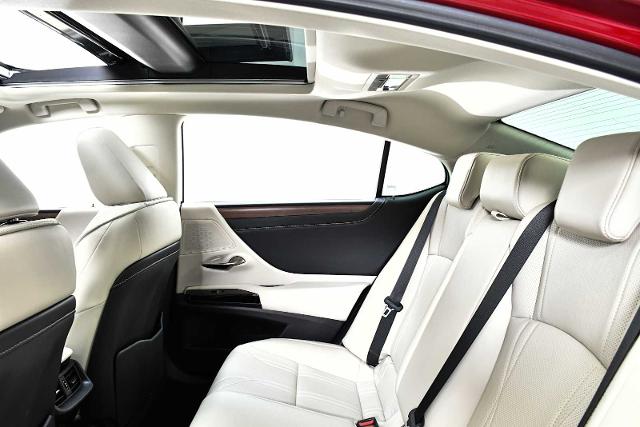 2024 Lexus ES 350 Vehicle Photo in DALLAS, TX 75235