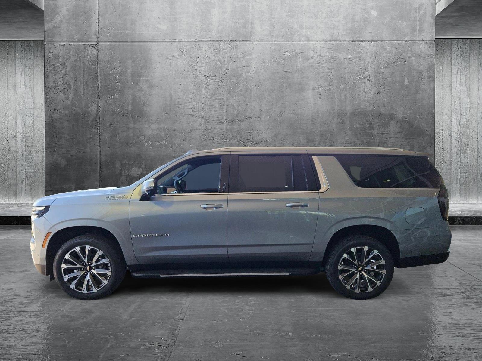 2025 Chevrolet Suburban Vehicle Photo in GILBERT, AZ 85297-0446