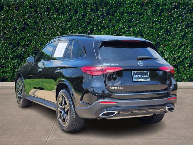 2025 Mercedes-Benz GLC Vehicle Photo in HOUSTON, TX 77079