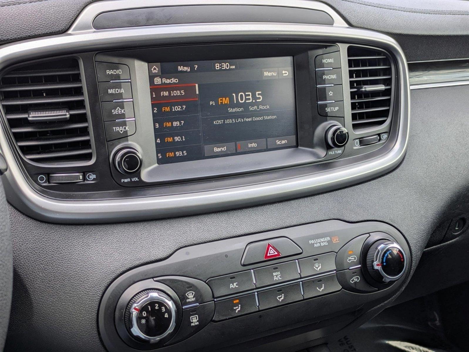 2019 Kia Sorento Vehicle Photo in Tustin, CA 92782