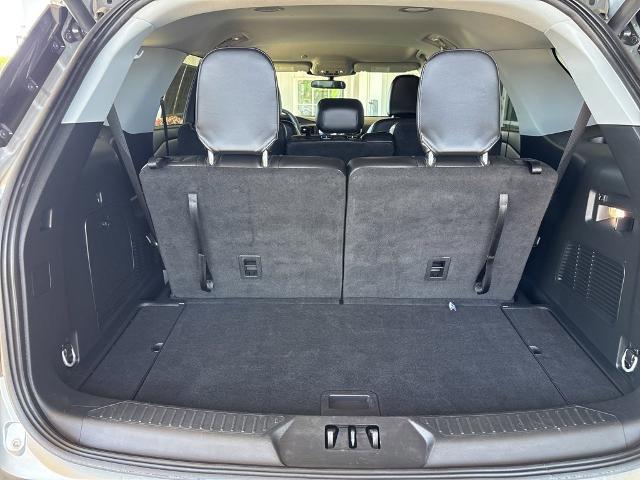 2024 Ford Explorer Vehicle Photo in MANHATTAN, KS 66502-5036
