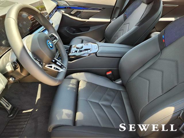 2026 BMW 550e xDrive Vehicle Photo in PLANO, TX 75024