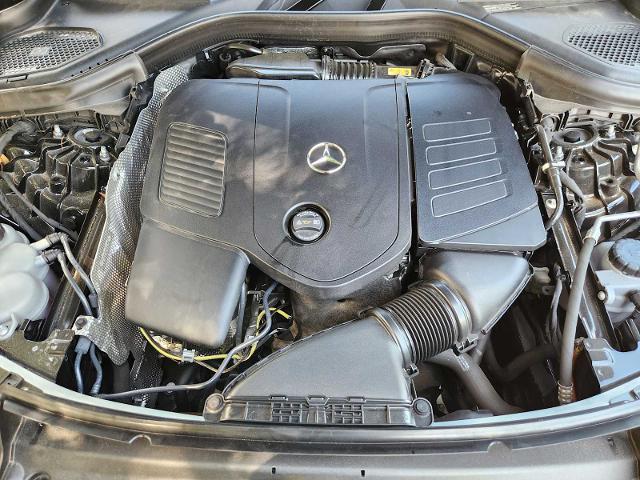 2025 Mercedes-Benz GLC Vehicle Photo in HOUSTON, TX 77079