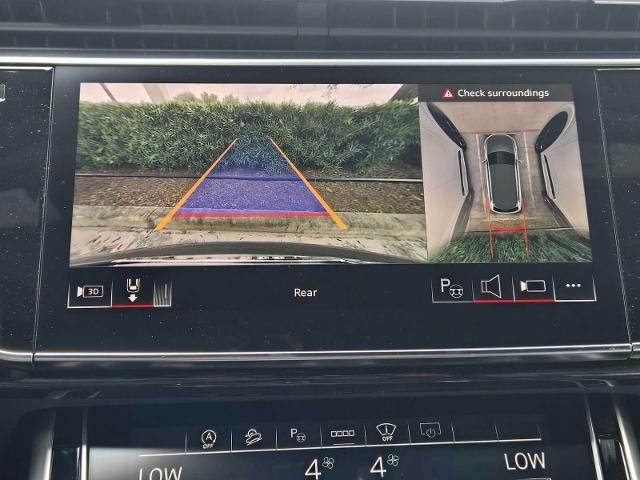 2025 Audi Q7 Vehicle Photo in SUGAR LAND, TX 77478