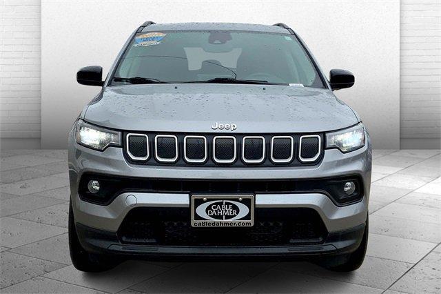 2022 Jeep Compass Vehicle Photo in TOPEKA, KS 66609-0000
