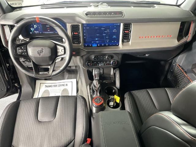 2024 Ford Bronco Vehicle Photo in GILBERT, AZ 85297-0402