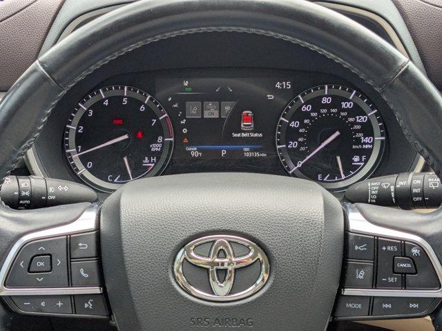 2021 Toyota Highlander Vehicle Photo in BRUNSWICK, GA 31525-1881