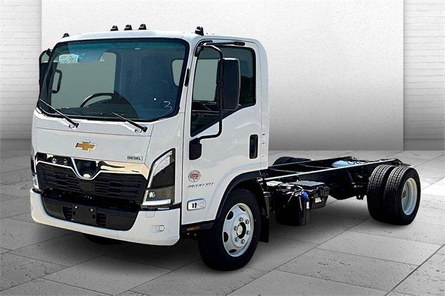 2025 Chevrolet 4500 XD LCF Diesel Vehicle Photo in TOPEKA, KS 66609-0000