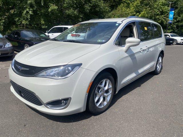 2020 Chrysler Pacifica Vehicle Photo in Doylsetown, PA 18901
