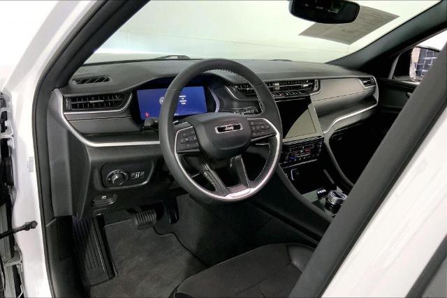 2024 Jeep Grand Cherokee L Vehicle Photo in Kansas City, MO 64114