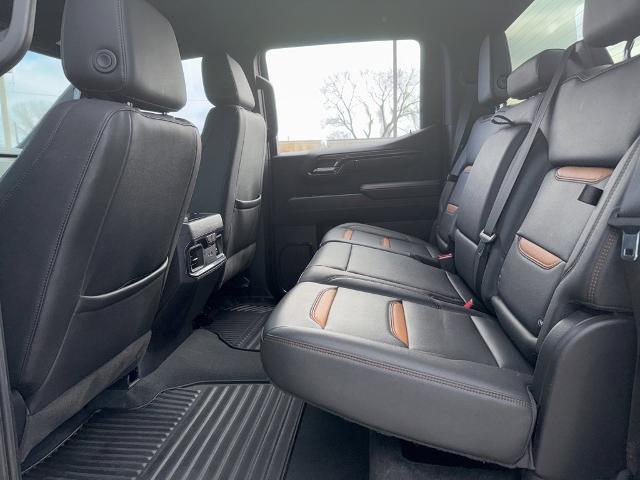 2023 GMC Sierra 1500 Vehicle Photo in MANHATTAN, KS 66502-5036