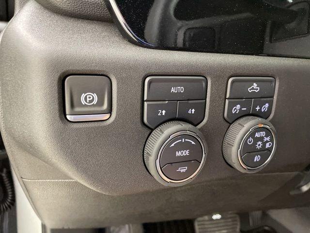 2025 Chevrolet Silverado 1500 Vehicle Photo in PHOENIX, AZ 85014-3381