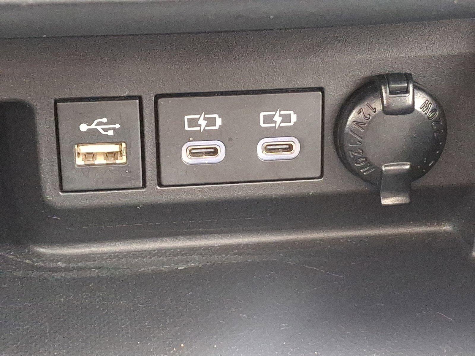 2023 Toyota Highlander Vehicle Photo in Harrisburg, PA 17111