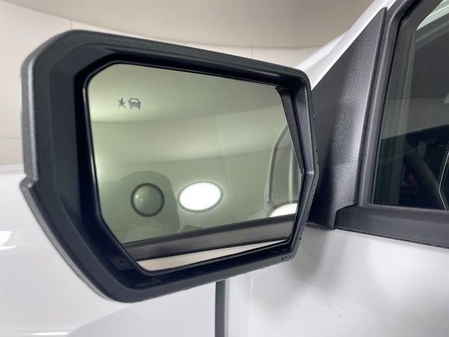 2025 Chevrolet Colorado Vehicle Photo in PHOENIX, AZ 85014-3381