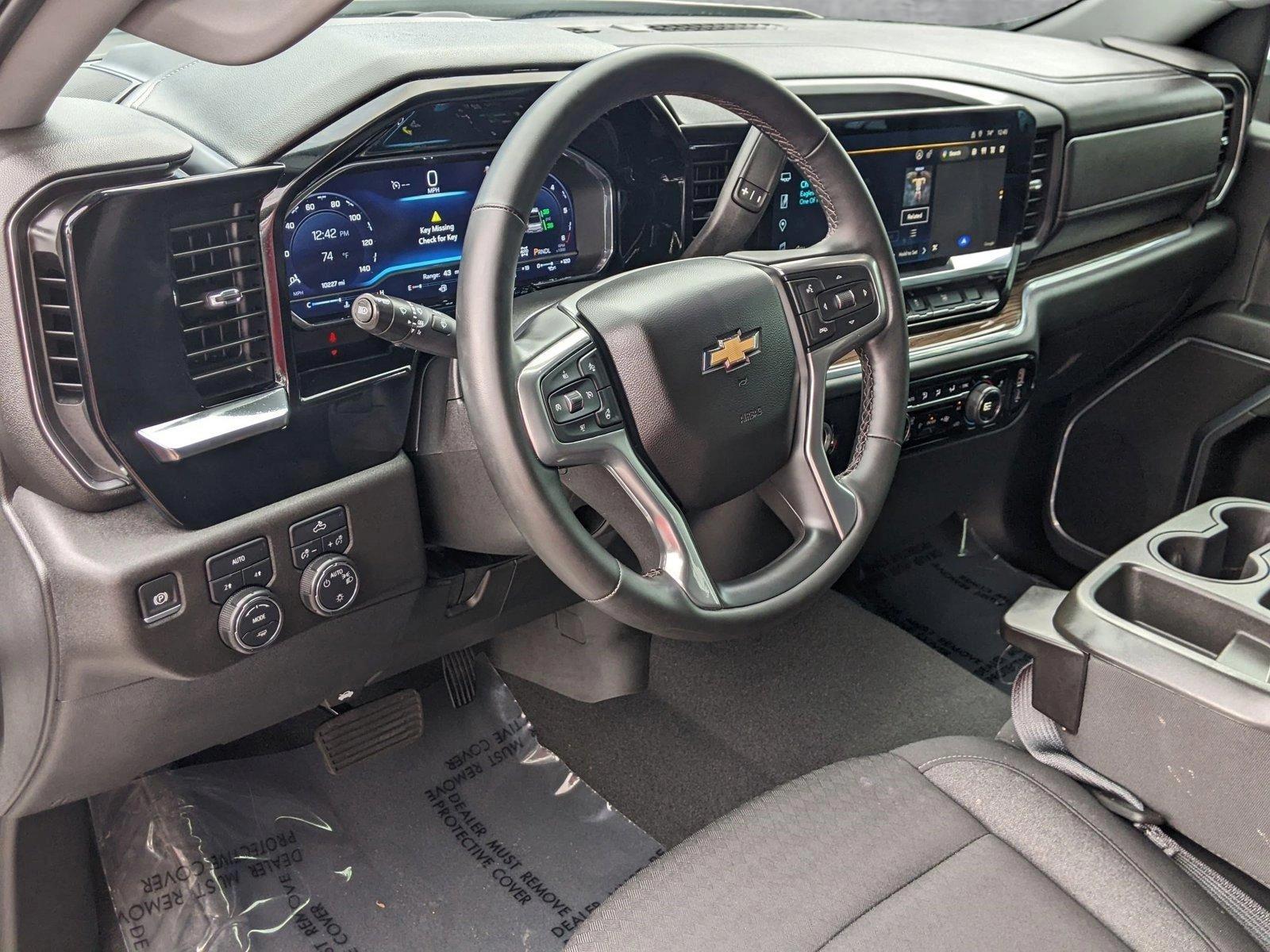 2023 Chevrolet Silverado 1500 Vehicle Photo in PEMBROKE PINES, FL 33024-6534