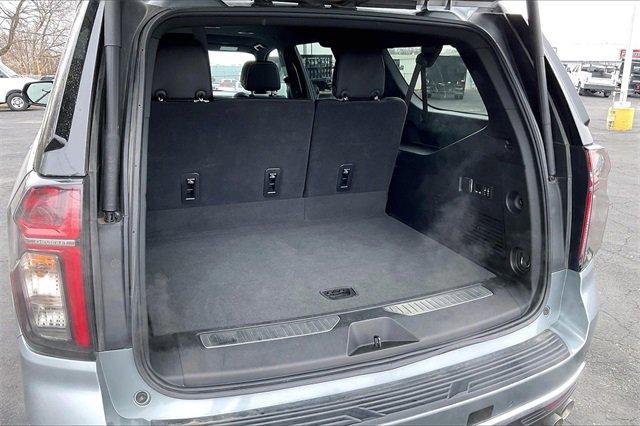 2023 Chevrolet Suburban Vehicle Photo in INDEPENDENCE, MO 64055-1314