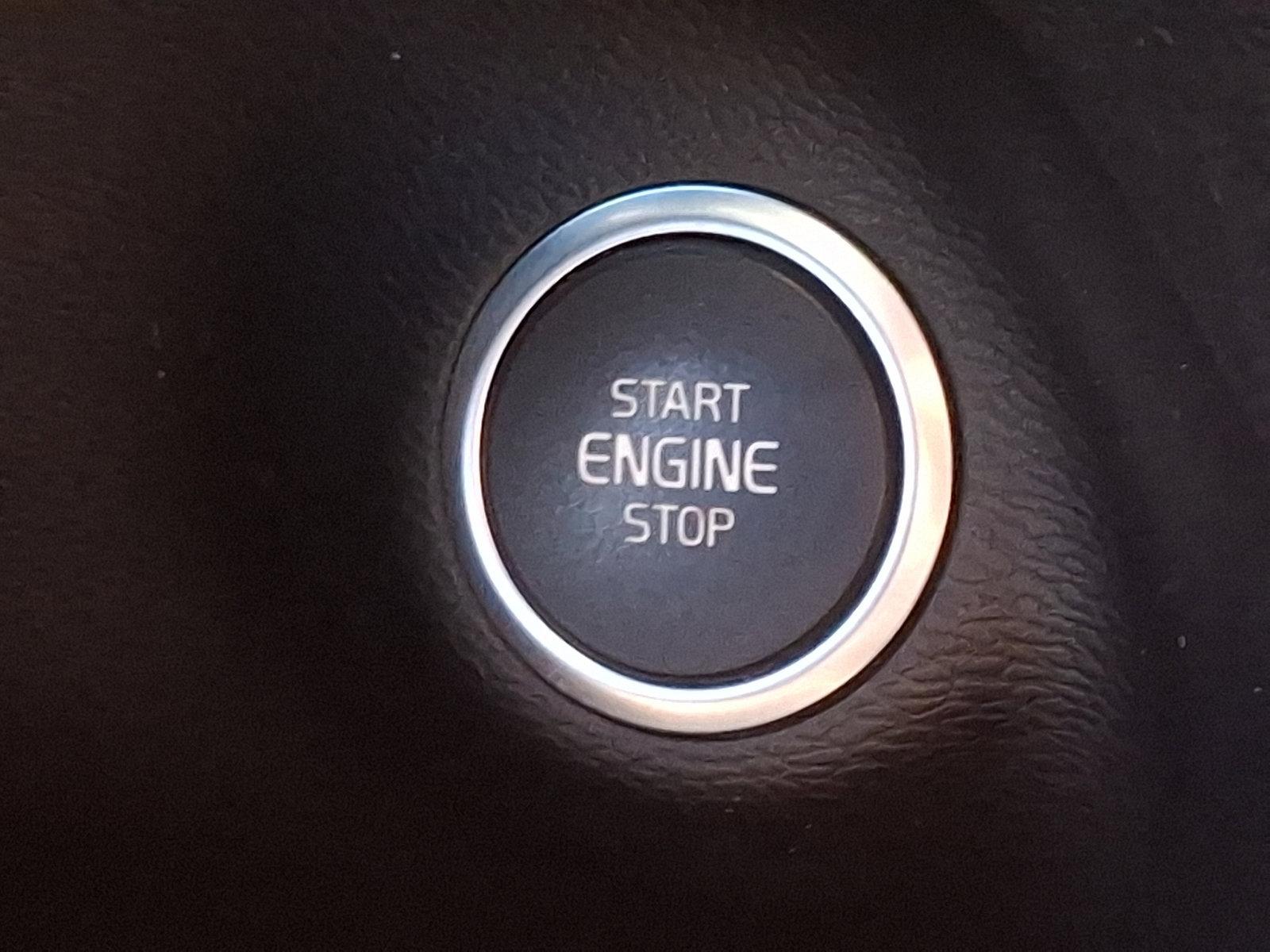 2019 Volvo XC40 Vehicle Photo in Trevose, PA 19053