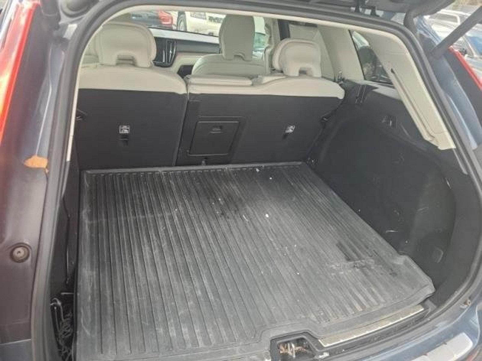2022 Volvo XC60 Vehicle Photo in Trevose, PA 19053