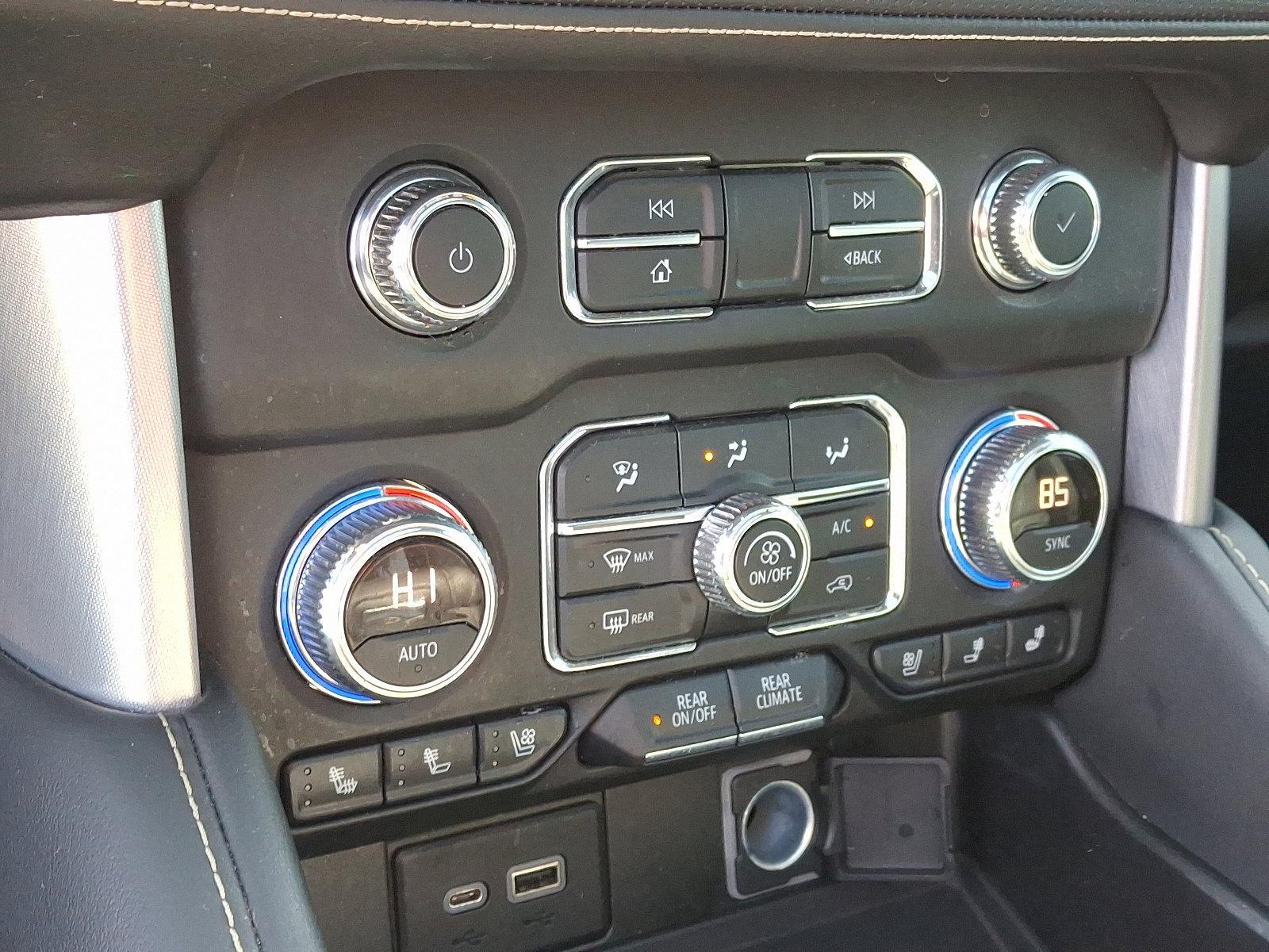 2021 GMC Yukon XL Vehicle Photo in Trevose, PA 19053