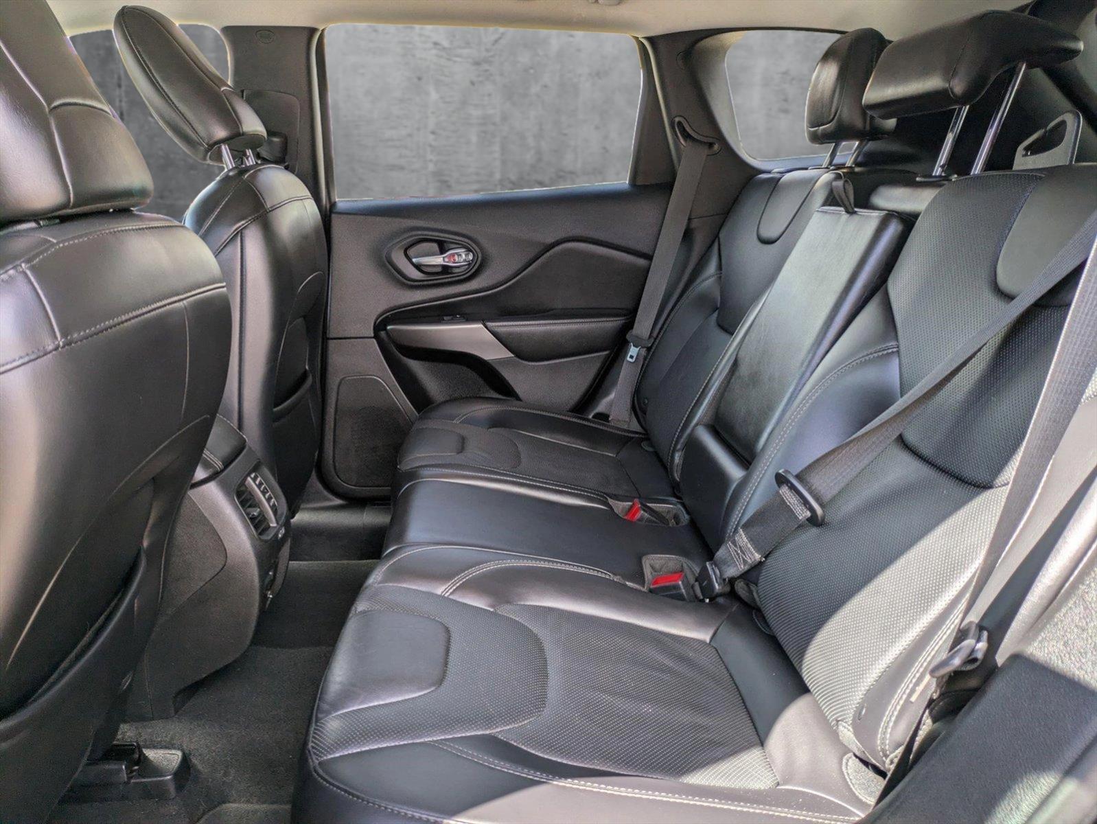 2019 Jeep Cherokee Vehicle Photo in GOLDEN, CO 80401-3850