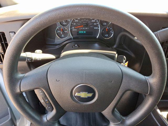2022 Chevrolet Express Cargo 2500 Vehicle Photo in DANBURY, CT 06810-5034