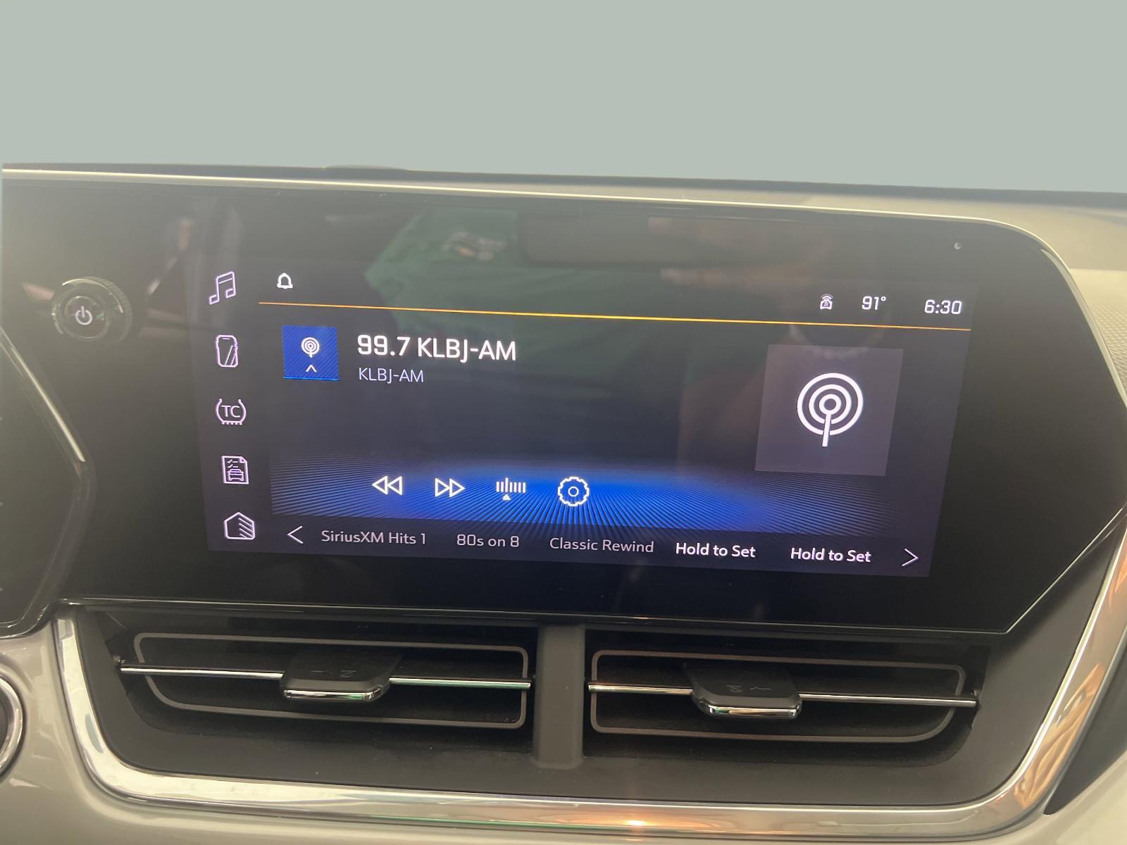 2024 Chevrolet Trax Vehicle Photo in GEORGETOWN, TX 78626-7508