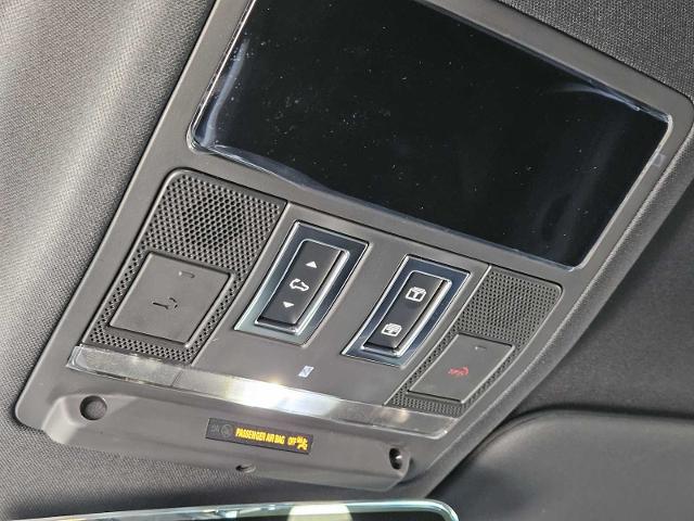2025 Defender Vehicle Photo in AUSTIN, TX 78717