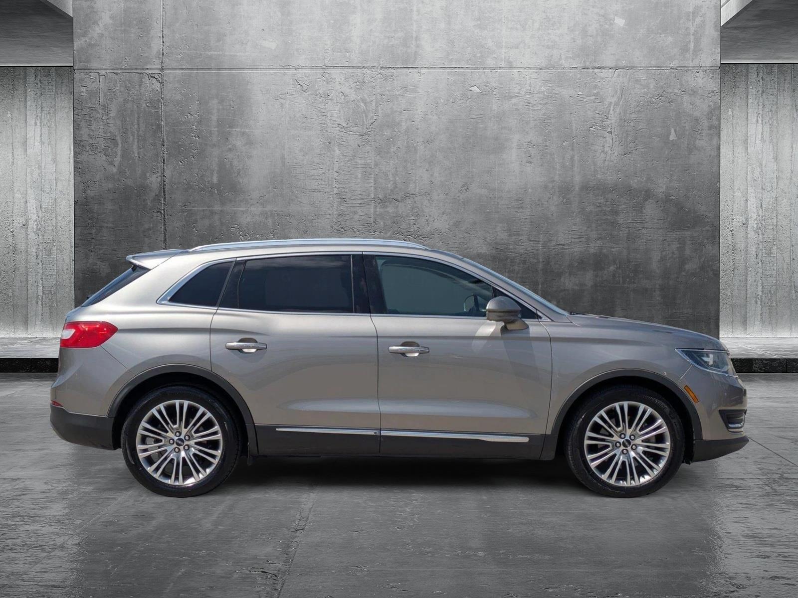 2016 Lincoln MKX Vehicle Photo in Tustin, CA 92782